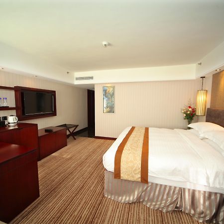Hotel Beverly Plaza Macao Eksteriør billede